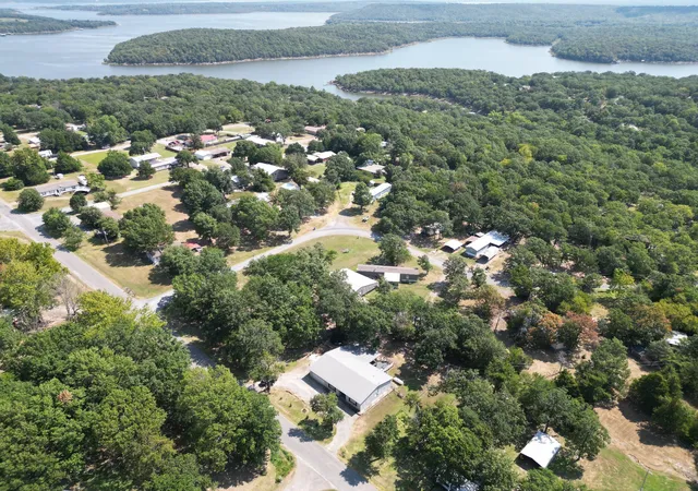 Photo 3 of Single family home for sale at 172 Indian Nation Dr, Canadian, OK 74425 | MLS# 2628630 | Listing updated on 2026-08-20