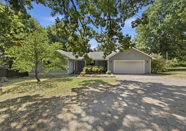 Single family home for sale at 603 E Coppinger, Fort Gibson, OK 74434 | MLS# 2628853