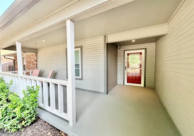Photo 3 of Single family home for sale at 12402 E 77th Street N, Owasso, OK 74055 | MLS# 2628700 | Listing updated on 2026-10-11