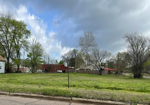 Photo 1 of Land for sale at 501 N 14th Avenue, Durant, OK 74701 | MLS# 2628894 | Listing updated on 2026-08-20