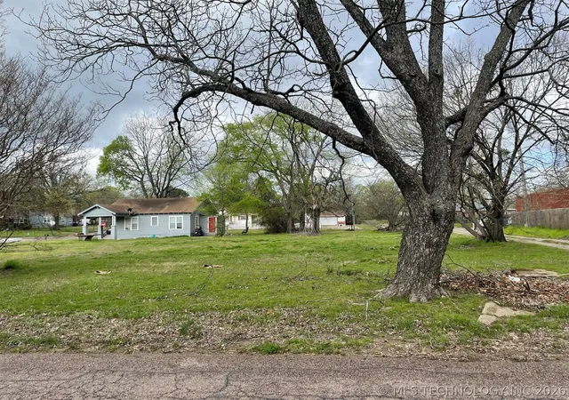 Photo 2 of Land for sale at 501 N 14th Avenue, Durant, OK 74701 | MLS# 2628894 | Listing updated on 2026-08-20