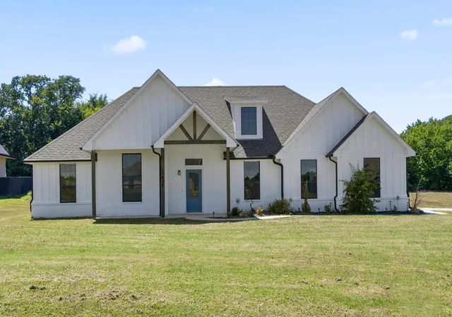 Photo 1 of Single family home for sale at 11939 County Rd 3513, Ada, OK 74820 | MLS# 2628870 | Listing updated on 2026-10-05
