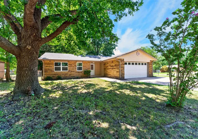 Photo 1 of Sale Pending at 13606 S 287th Eastavenue, Coweta, OK 74429 | MLS# 2628758 | Listing updated on 2026-08-20