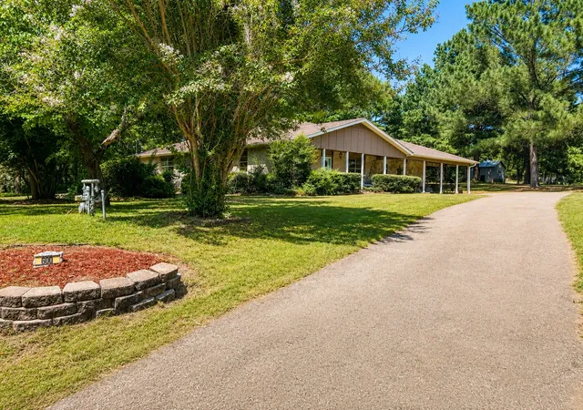 Photo 2 of Single family home for sale at 602 Ne I St, Antlers, OK 74523 | MLS# 2628940 | Listing updated on 2026-08-20