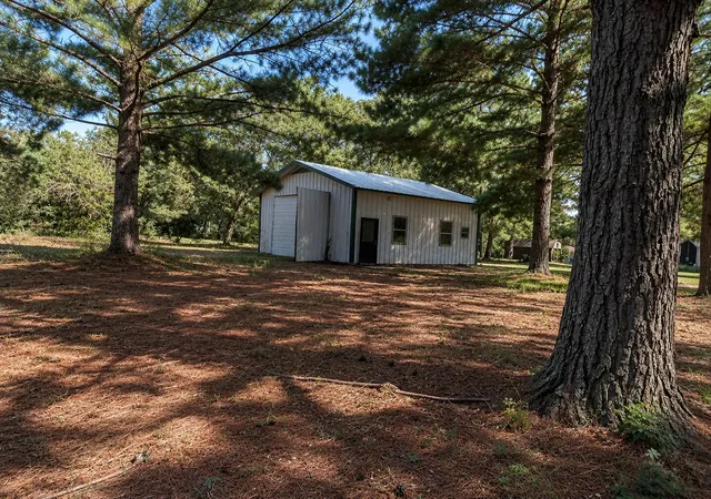 Photo 3 of Single family home for sale at 602 Ne I St, Antlers, OK 74523 | MLS# 2628940 | Listing updated on 2026-08-20
