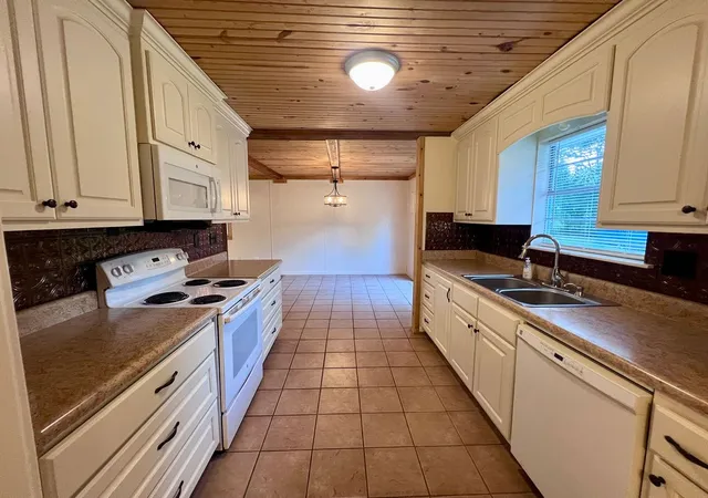 Photo 4 of Sale Pending at 520 NW B St, Antlers, OK 74523 | MLS# 2628959 | Listing updated on 2026-09-24