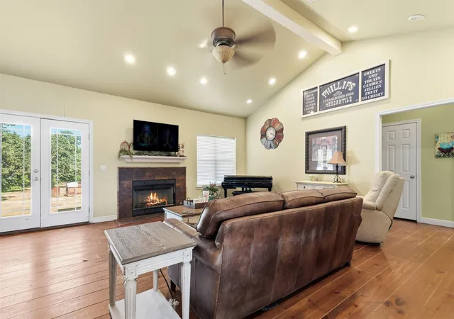 Photo 3 of Single family home for sale at 11754 US Hwy 77, Ardmore, OK 73401 | MLS# 2628624 | Listing updated on 2026-08-28