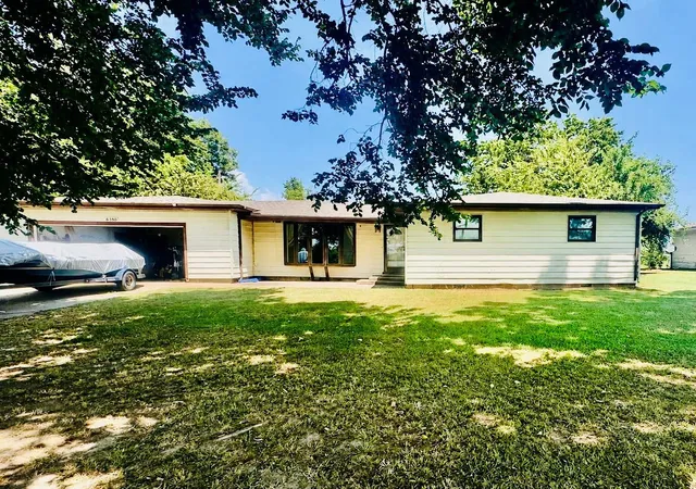 Photo 1 of Single family home for sale at 6350 Border Ave, Muskogee, OK 74401 | MLS# 2628733 | Listing updated on 2026-09-18