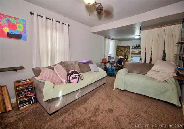 Photo 3 of Single family home for sale at 976 Summit St, Muskogee, OK 74403 | MLS# 2628995 | Listing updated on 2026-08-20