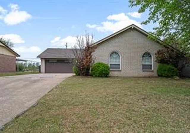 1st image of 9113 E 56th St, Tulsa, OK 74145 | MLS# 2628967