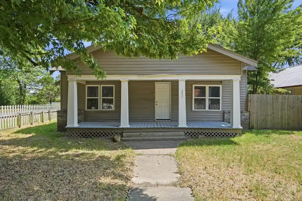 Photo 1 of Sale Pending at 202 W Ada St, Sperry, OK 74073 | MLS# 2628761 | Listing updated on 2026-10-19
