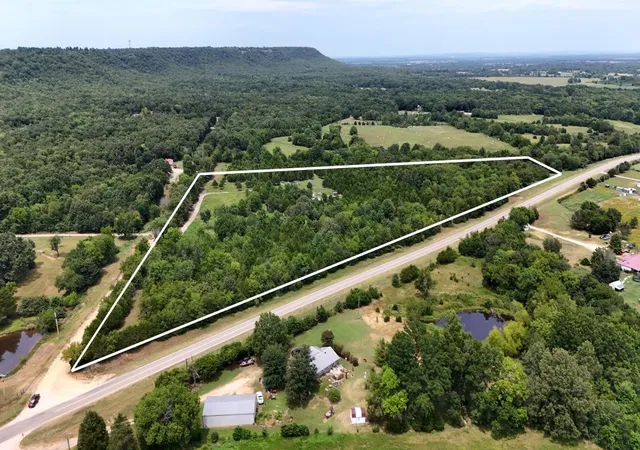 Land for sale at 5652 E Highway 71, Porum, OK 74455 | MLS# 2628990