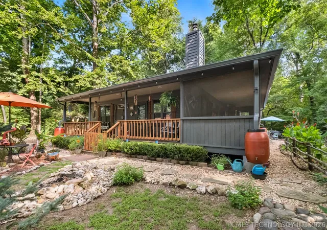 Photo 3 of Single family home for sale at 8041 Ok 10, Tahlequah, OK 74464 | MLS# 2626533 | Listing updated on 2026-08-20