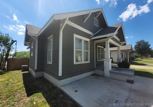 2nd image of 711 W Beech, Durant, OK 74701 | MLS# 2629052