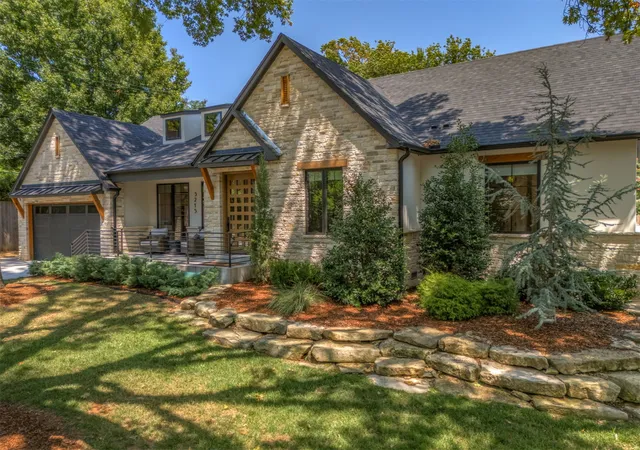 Photo 2 of Sale Pending at 3215 S Troost Ave, Tulsa, OK 74105 | MLS# 2628689 | Listing updated on 2026-08-24
