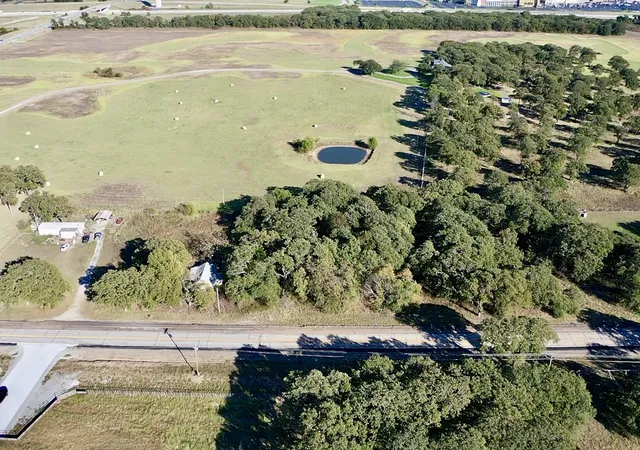 Photo 3 of Land for sale at 21189 Highway 77, Thackerville, OK 73459 | MLS# 2628810 | Listing updated on 2026-08-20