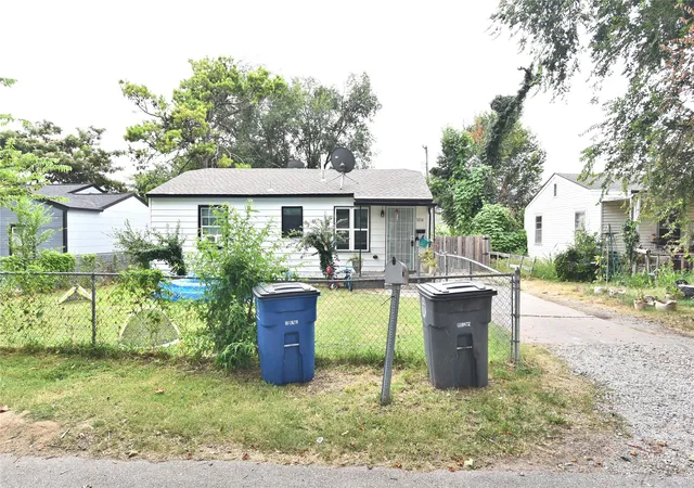 Photo 4 of Single family home for sale at 3216 E Oklahoma Pl, Tulsa, OK 74110 | MLS# 2629060 | Listing updated on 2026-08-20