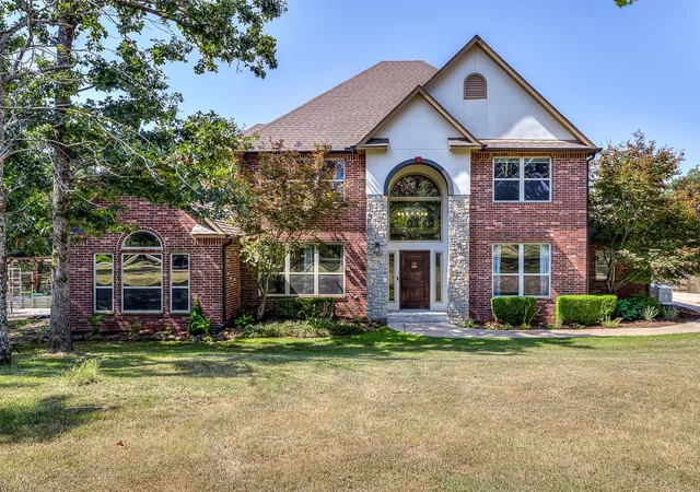 Photo 1 of Single family home for sale at 16750 Hubbard Rd, Claremore, OK 74017 | MLS# 2614506 | Listing updated on 2026-08-24