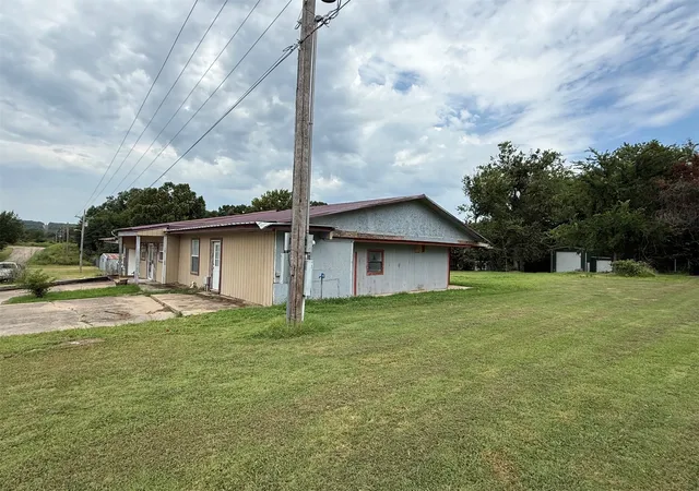 Photo 3 of Single family home for sale at 417705 E 1210 Road, Eufaula, OK 74432 | MLS# 2628433 | Listing updated on 2026-08-20