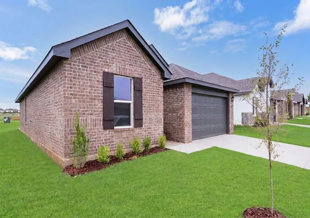 Photo 2 of Single family home for sale at 1812 S 19th Street, Broken Arrow, OK 74012 | MLS# 2629135 | Listing updated on 2026-10-06