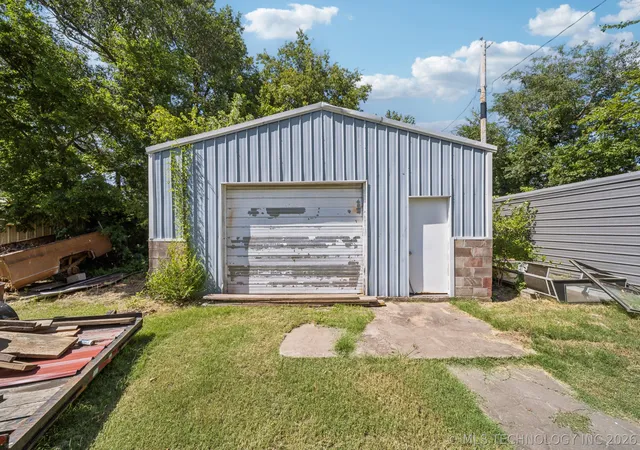 Photo 28 of Sale Pending at 100 S 5th Street, Morris, OK 74445 | MLS# 2628976 | Listing updated on 2026-10-05