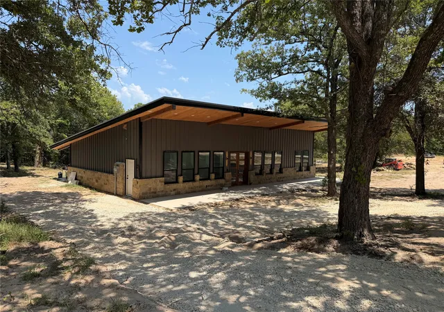 Photo 1 of Single family home for sale at 11358 E Little Rd, Kingston, OK 73439 | MLS# 2629154 | Listing updated on 2026-08-20