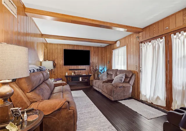 Photo 3 of Single family home for sale at 8221 E 35th Street, Tulsa, OK 74145 | MLS# 2628993 | Listing updated on 2026-08-27