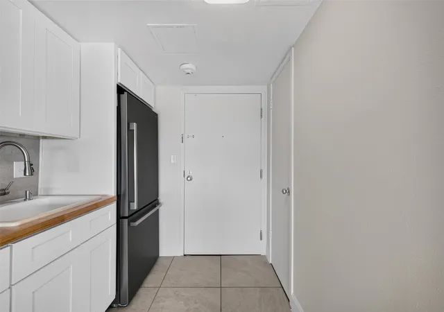 Photo 4 of Condo for sale at 410 W 7th Street #1421, Tulsa, OK 74119 | MLS# 2629012 | Listing updated on 2026-08-20
