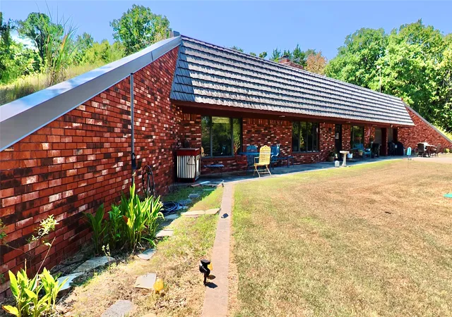 Photo 2 of Single family home for sale at 116973 S 4300 Road, Porum, OK 74455 | MLS# 2629178 | Listing updated on 2026-08-20