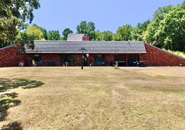 Photo 3 of Single family home for sale at 116973 S 4300 Road, Porum, OK 74455 | MLS# 2629178 | Listing updated on 2026-08-20