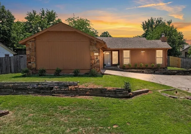 Photo 1 of Sale Pending at 3028 W 69th Street, Tulsa, OK 74132 | MLS# 2629231 | Listing updated on 2026-08-28
