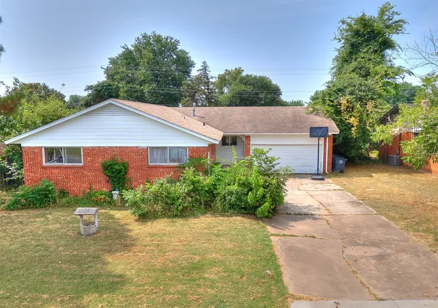 Photo 1 of Sale Pending at 6644 E 26th Place, Tulsa, OK 74129 | MLS# 2629228 | Listing updated on 2026-08-20