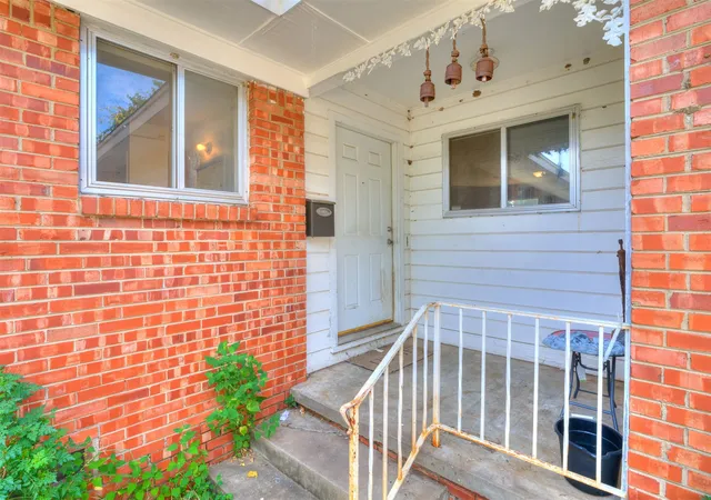 Photo 2 of Sale Pending at 6644 E 26th Place, Tulsa, OK 74129 | MLS# 2629228 | Listing updated on 2026-08-20