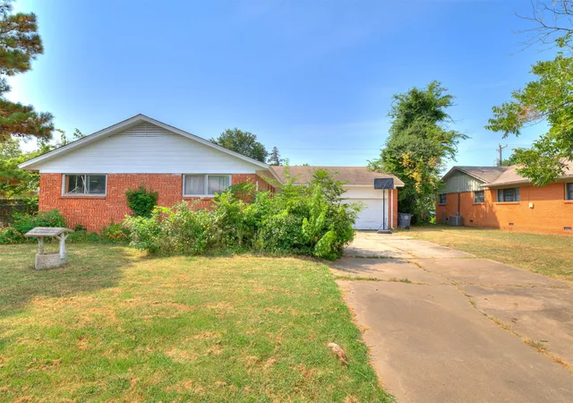 Photo 3 of Sale Pending at 6644 E 26th Place, Tulsa, OK 74129 | MLS# 2629228 | Listing updated on 2026-08-20