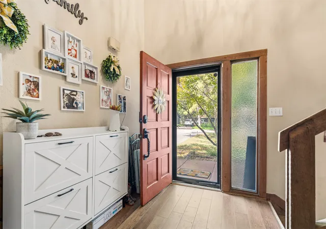 Photo 3 of Single family home for sale at 1409 Oakridge Rd, Ardmore, OK 73401 | MLS# 2628904 | Listing updated on 2026-09-15