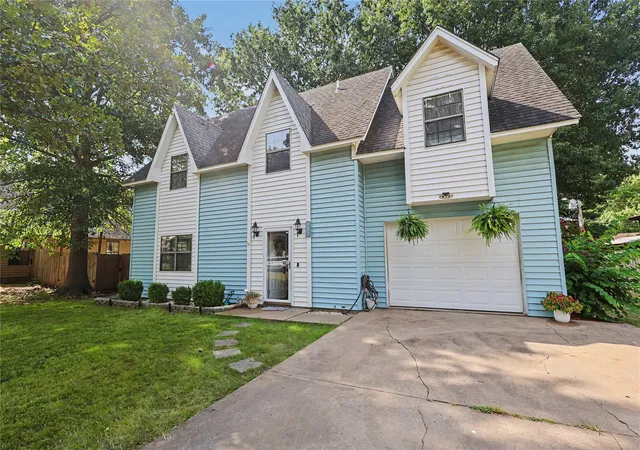 Photo 3 of Sale Pending at 1218 E Boone St, Tahlequah, OK 74464 | MLS# 2629121 | Listing updated on 2026-10-09