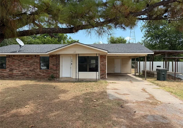 Photo 1 of Single family home for sale at 24 2nd, Wilson, OK 73463 | MLS# 2628981 | Listing updated on 2026-08-20
