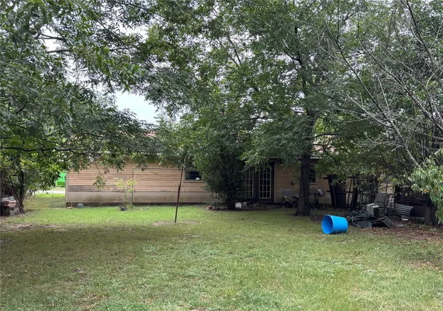Photo 3 of Sale Pending at 106 Russell Rd, Caddo, OK 74729 | MLS# 2629253 | Listing updated on 2026-09-26