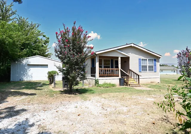 Photo 1 of Manufactured home for sale at 306 W Main St, Vian, OK 74962 | MLS# 2629145 | Listing updated on 2026-08-20