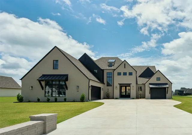 Photo 1 of Single family home for sale at 84 E 165th Place S, Glenpool, OK 74033 | MLS# 2629266 | Listing updated on 2026-08-20