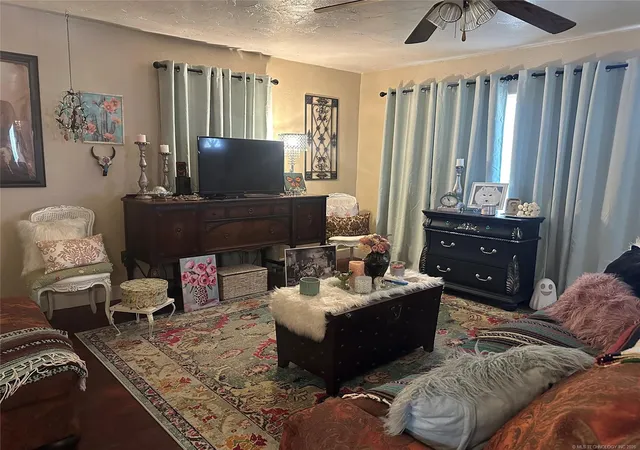 Photo 3 of Single family home for sale at 900 W 10th Street, Okmulgee, OK 74447 | MLS# 2628858 | Listing updated on 2026-08-20