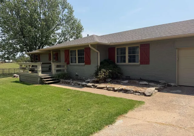 Photo 2 of Single family home for sale at 10314 E 136th Street, Collinsville, OK 74021 | MLS# 2629284 | Listing updated on 2026-08-25