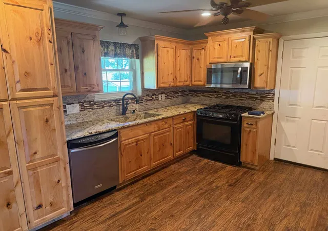 Photo 3 of Single family home for sale at 10314 E 136th Street, Collinsville, OK 74021 | MLS# 2629284 | Listing updated on 2026-08-25