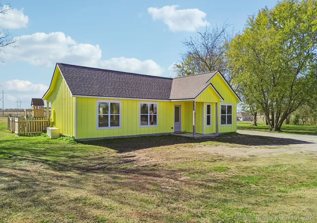 Photo 1 of Single family home for sale at 2152 E 430 Road, Adair, OK 74330 | MLS# 2629307 | Listing updated on 2026-08-20