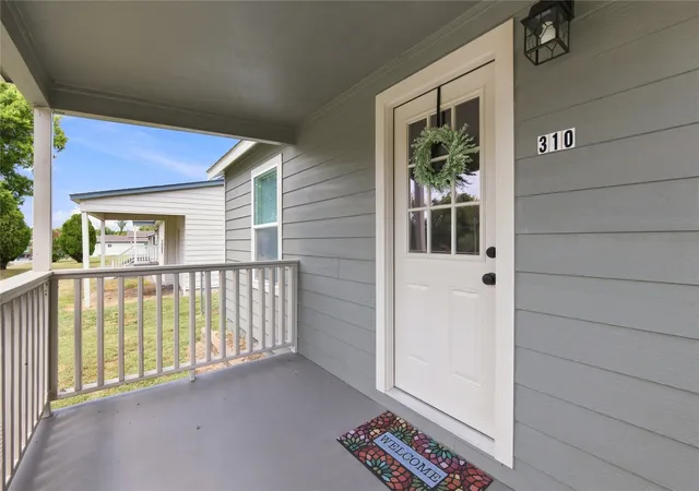 Photo 3 of Single family home for sale at 310 E 1st Street, Tahlequah, OK 74464 | MLS# 2629355 | Listing updated on 2026-08-28