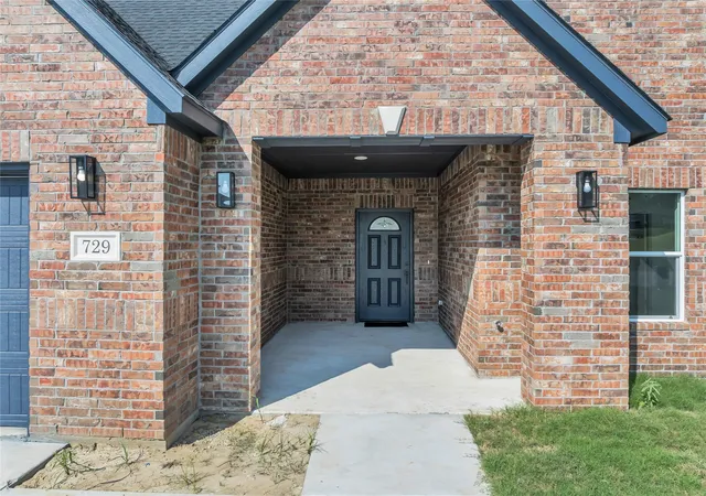 Photo 4 of Single family home for sale at 1846 Topaz Rd, Pryor, OK 74361 | MLS# 2629362 | Listing updated on 2026-08-21