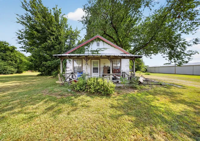 Photo 1 of Single family home for sale at 1200 Sw 1st Street, Pryor, OK 74361 | MLS# 2629335 | Listing updated on 2026-08-20