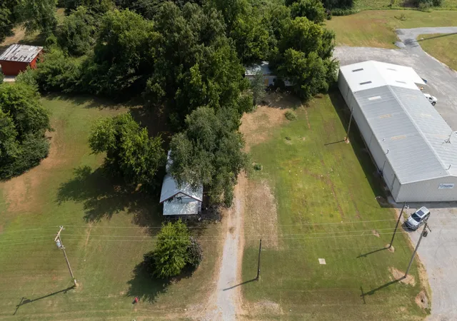 Photo 3 of Single family home for sale at 1200 SW 1st Street, Pryor, OK 74361 | MLS# 2629335 | Listing updated on 2026-08-20