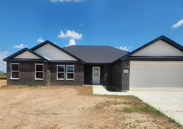 Photo 1 of Single family home for sale at 1838 Topaz Rd, Pryor, OK 74361 | MLS# 2629412 | Listing updated on 2026-08-21