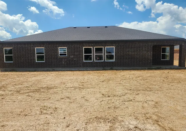 Photo 3 of Single family home for sale at 1838 Topaz Rd, Pryor, OK 74361 | MLS# 2629412 | Listing updated on 2026-08-21